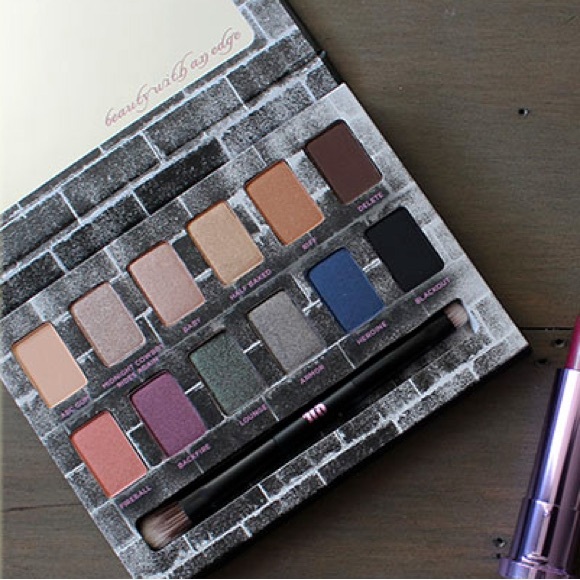 Urban Decay Nocturnal Shadow Box, NEW in Box - Picture 2 of 9